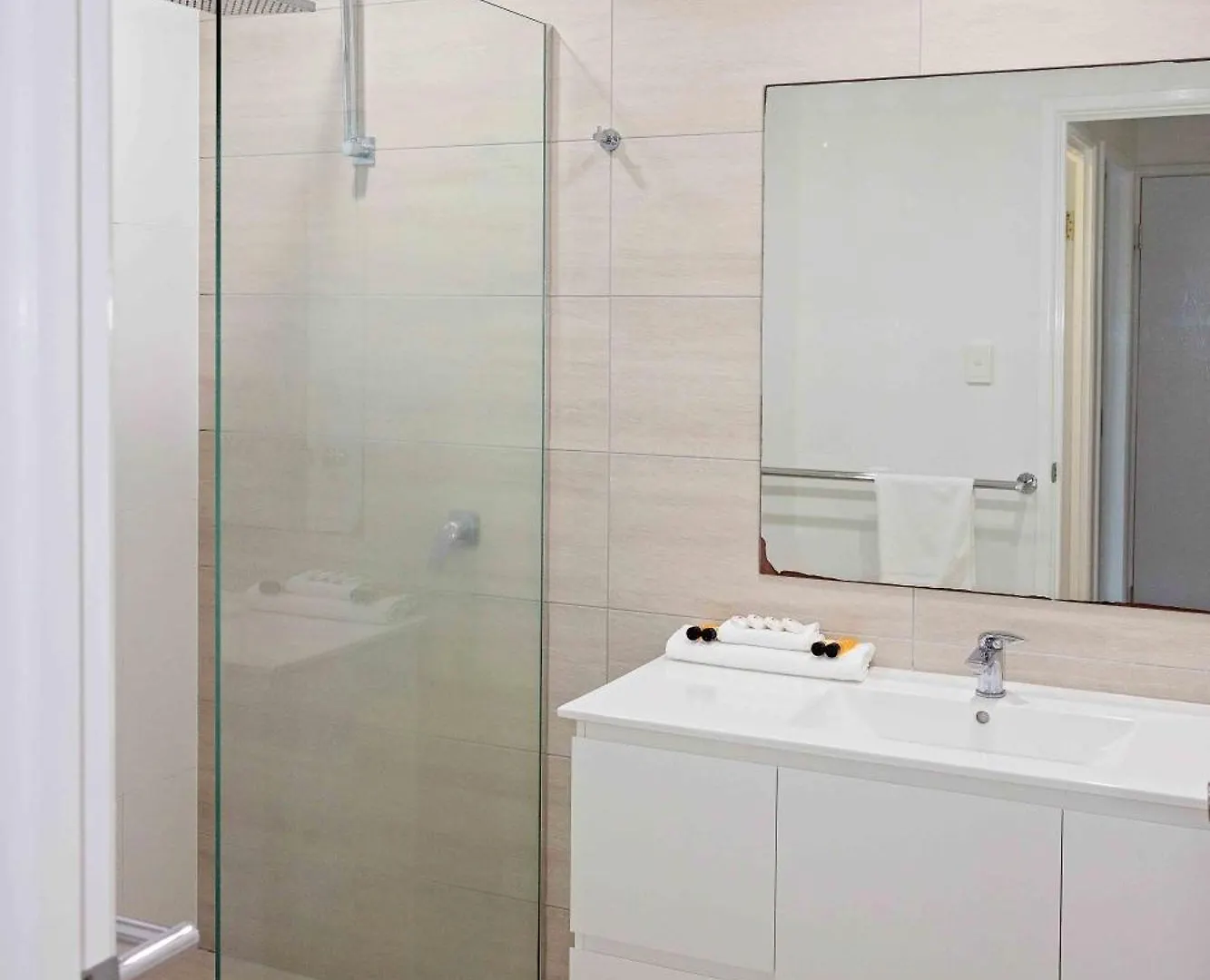 The Shores Holiday Apartments Mackay 0*,  Australia