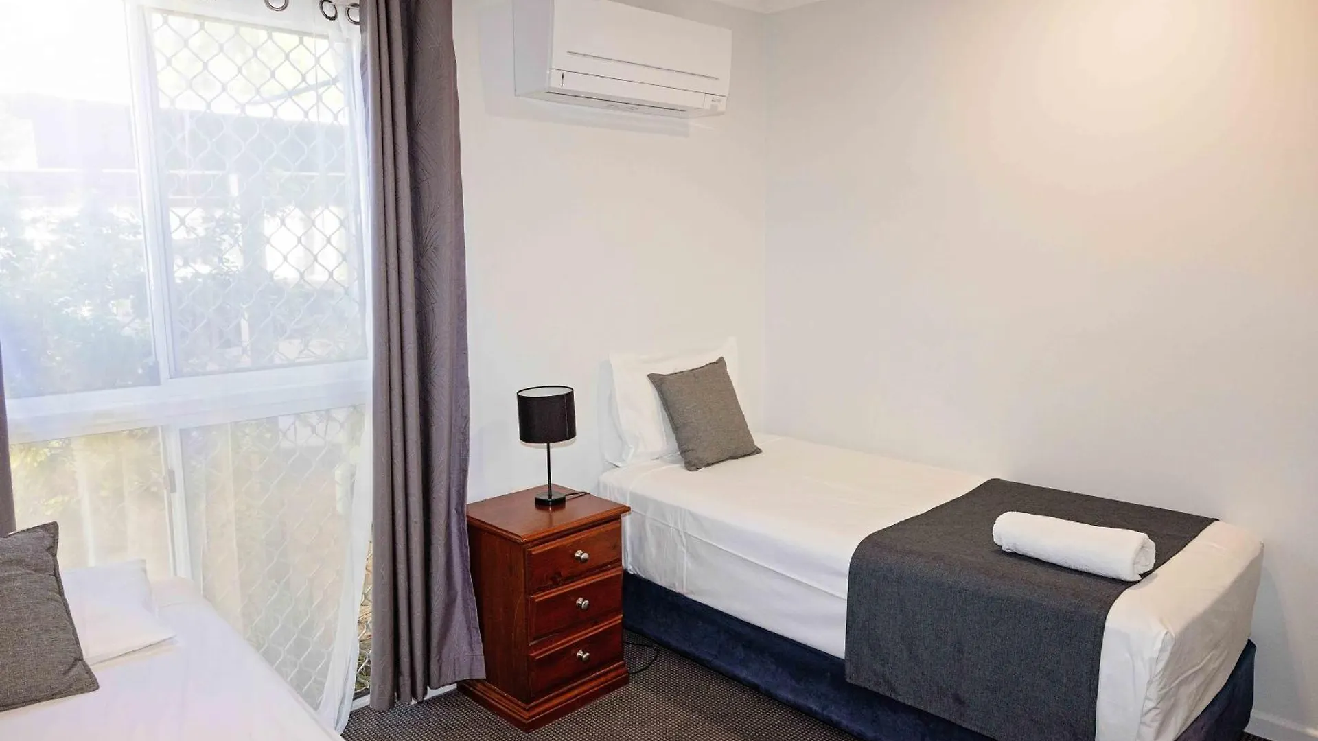 The Shores Holiday Apartments Mackay 0*,  Australia