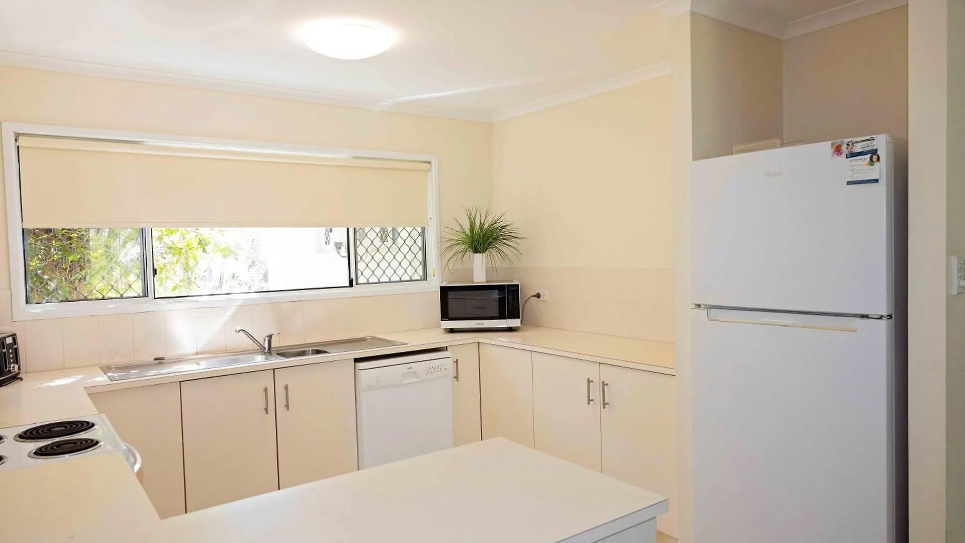 The Shores Holiday Apartments Mackay