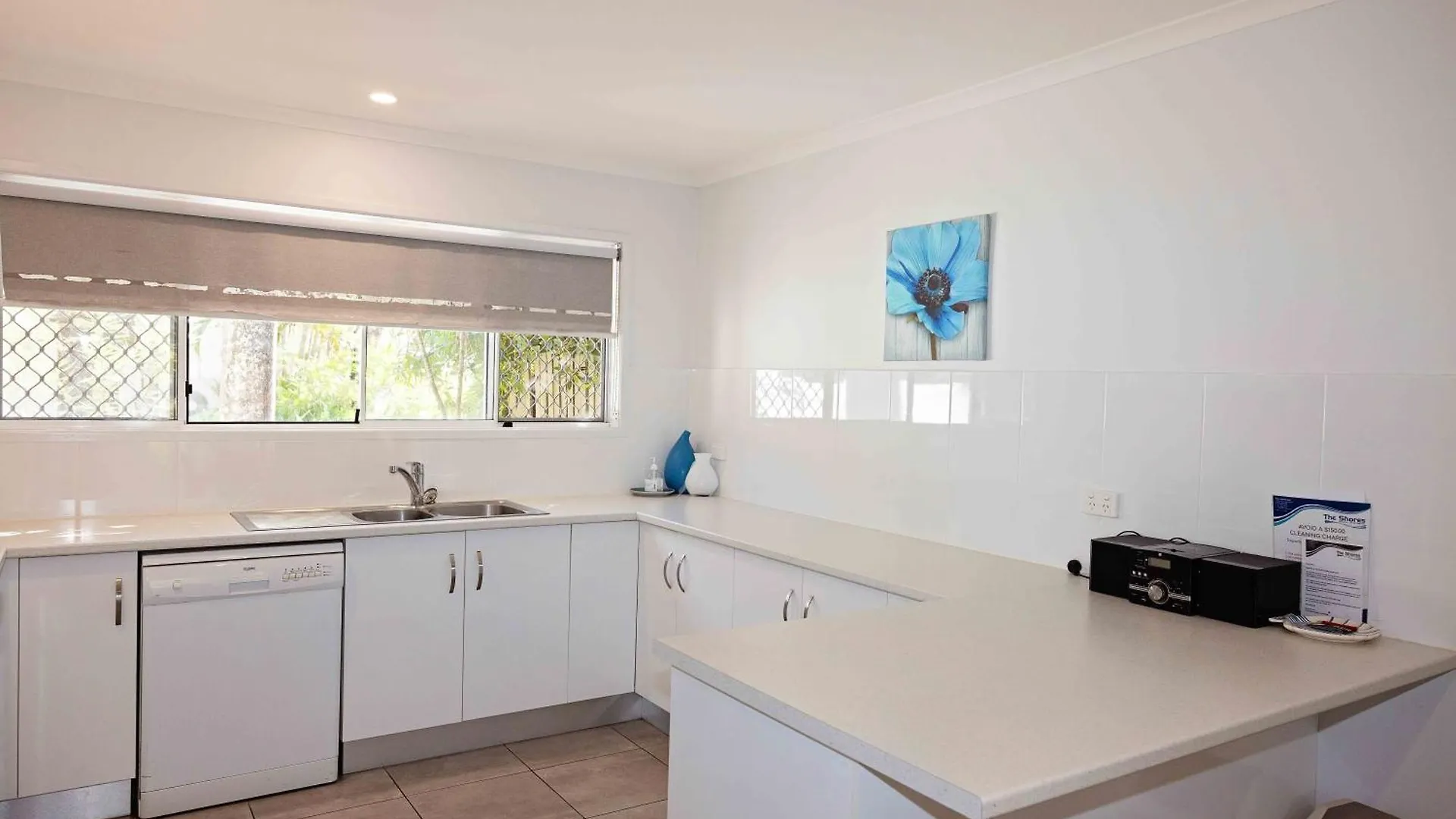 The Shores Holiday Apartments Mackay
