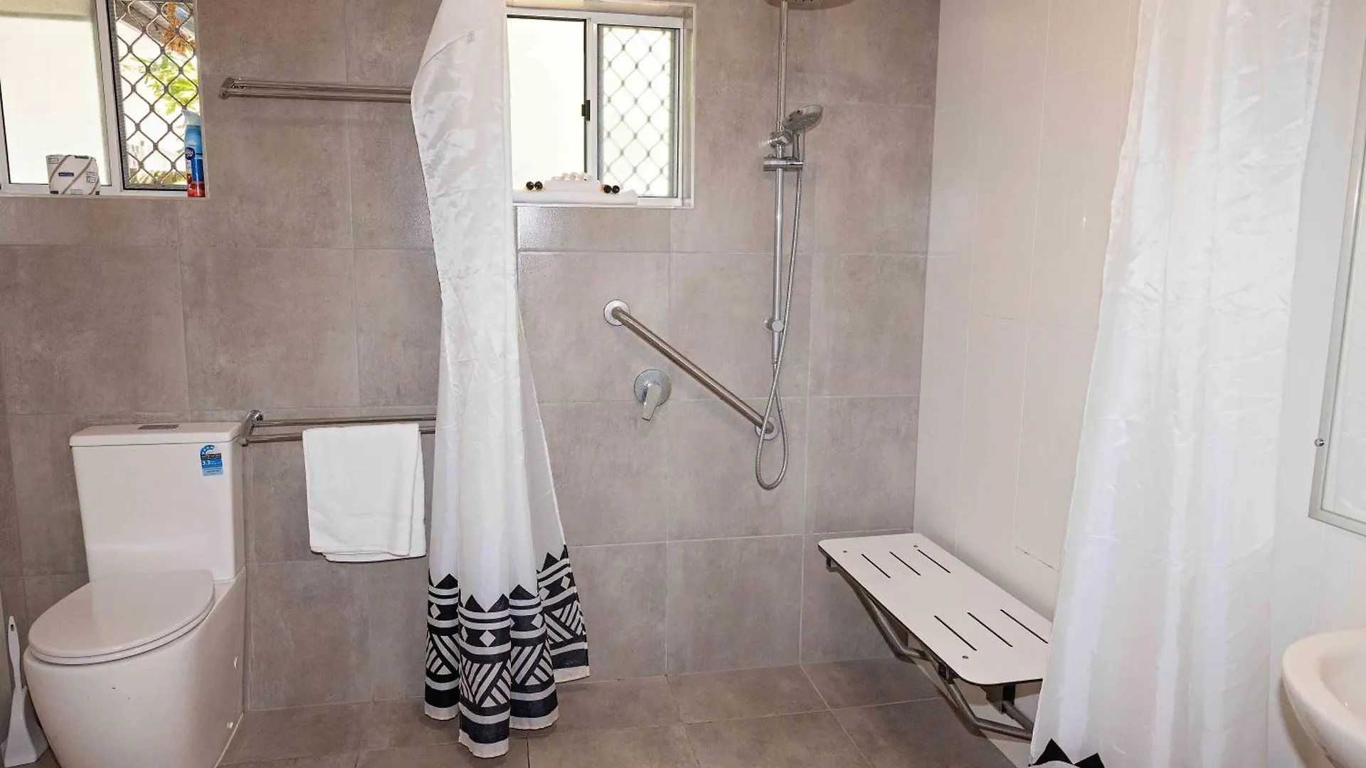 The Shores Holiday Apartments Mackay