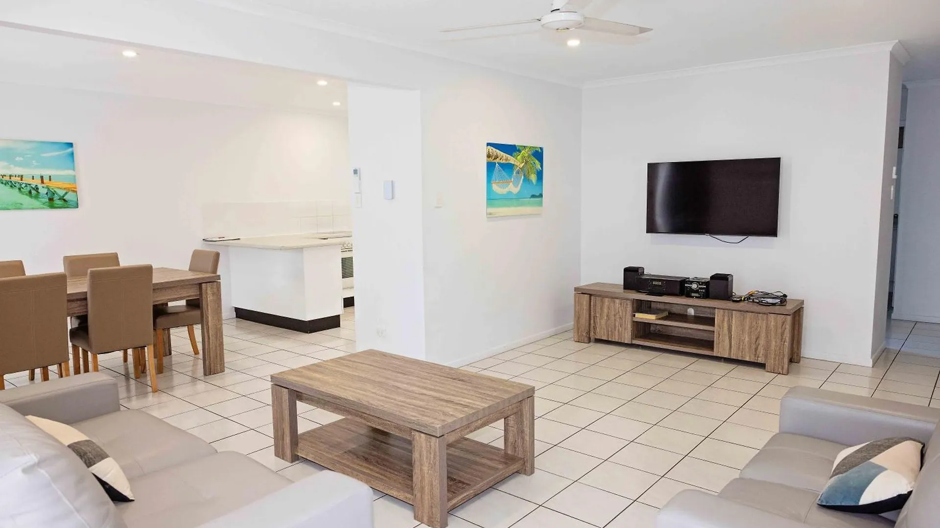 The Shores Holiday Apartments Mackay