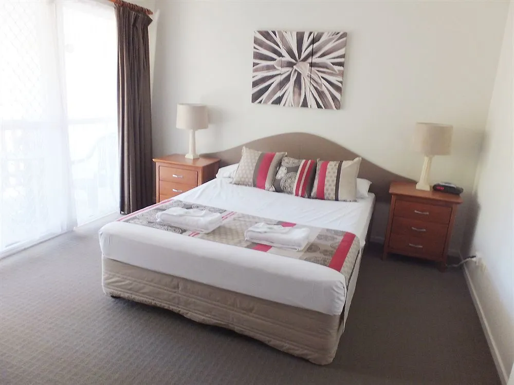 The Shores Holiday Apartments Mackay Australia