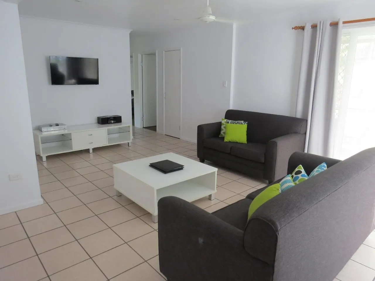 The Shores Holiday Apartments Mackay