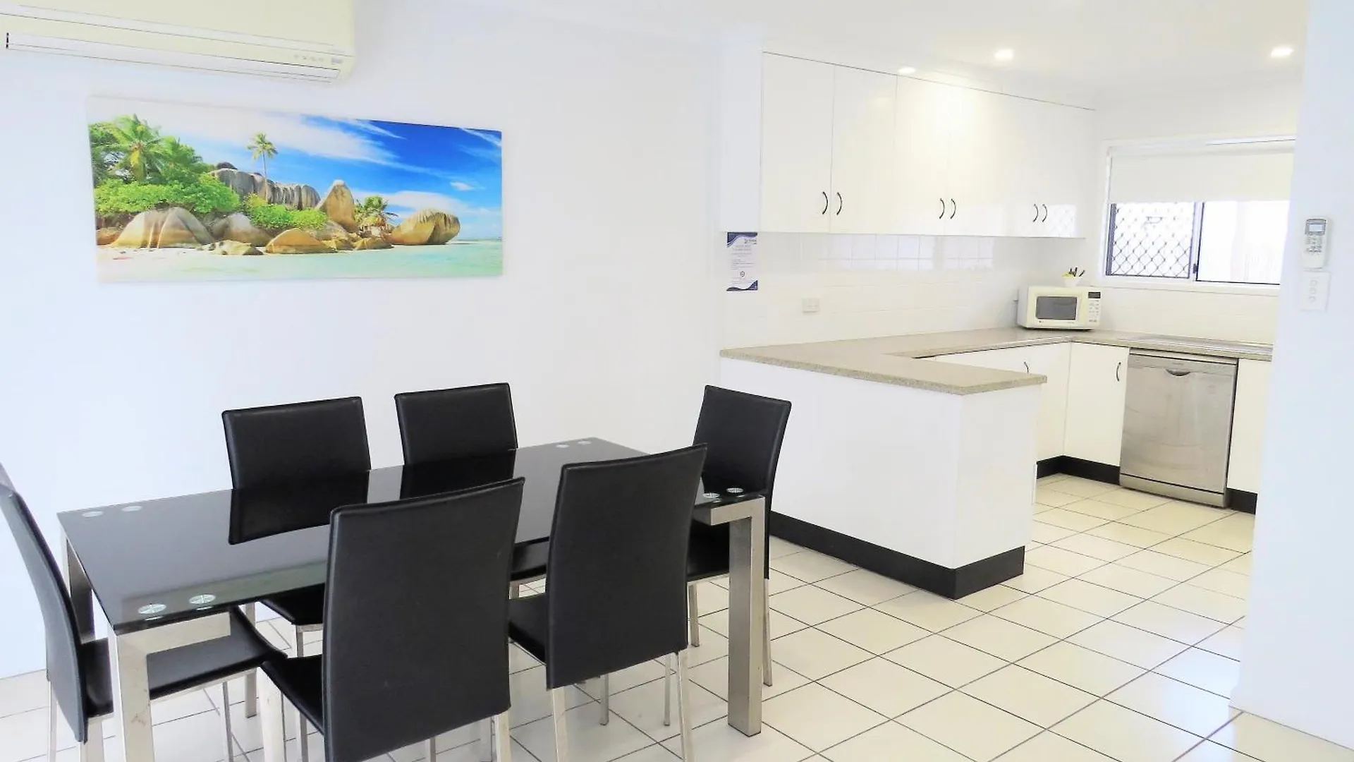 The Shores Holiday Apartments Mackay